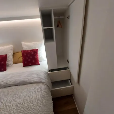 Centre - At Apartment