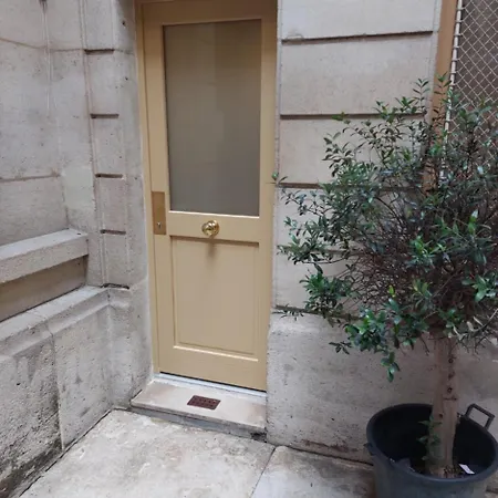 Centre - At Apartment Paris