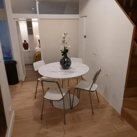 Centre - At Apartment