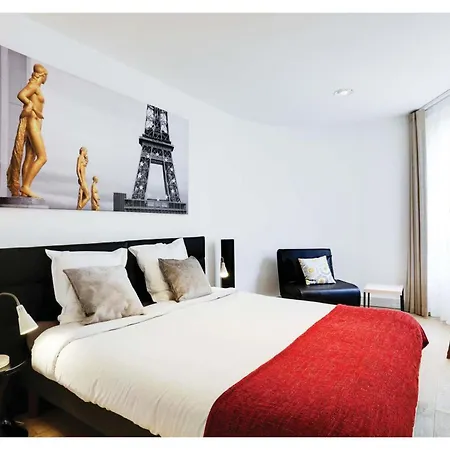 Apartment Centre - At