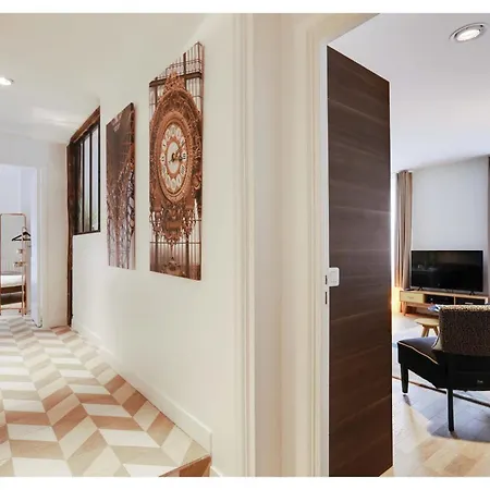 Apartment Centre - At