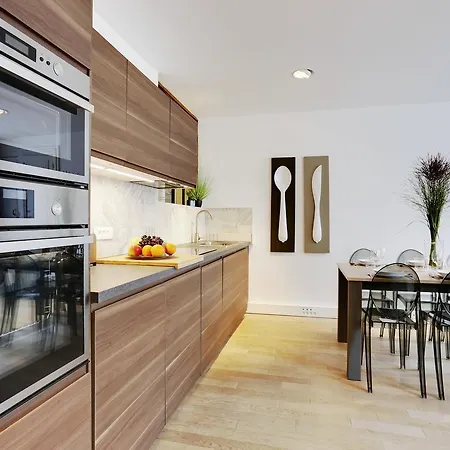 Apartment Centre - At Paris