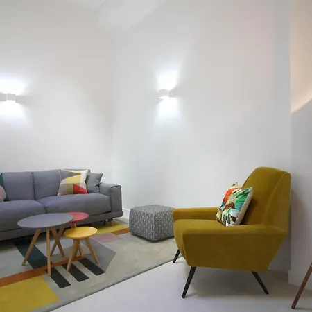 Centre - At Apartment